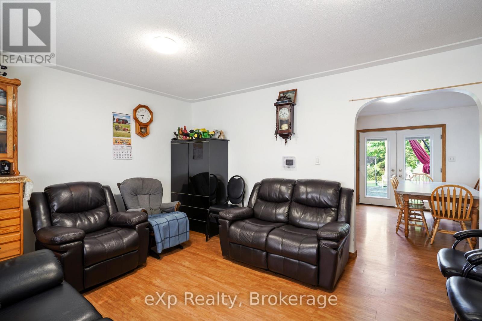 100 Arthur Street, Minto, Ontario  N0G 2P0 - Photo 31 - X12916998