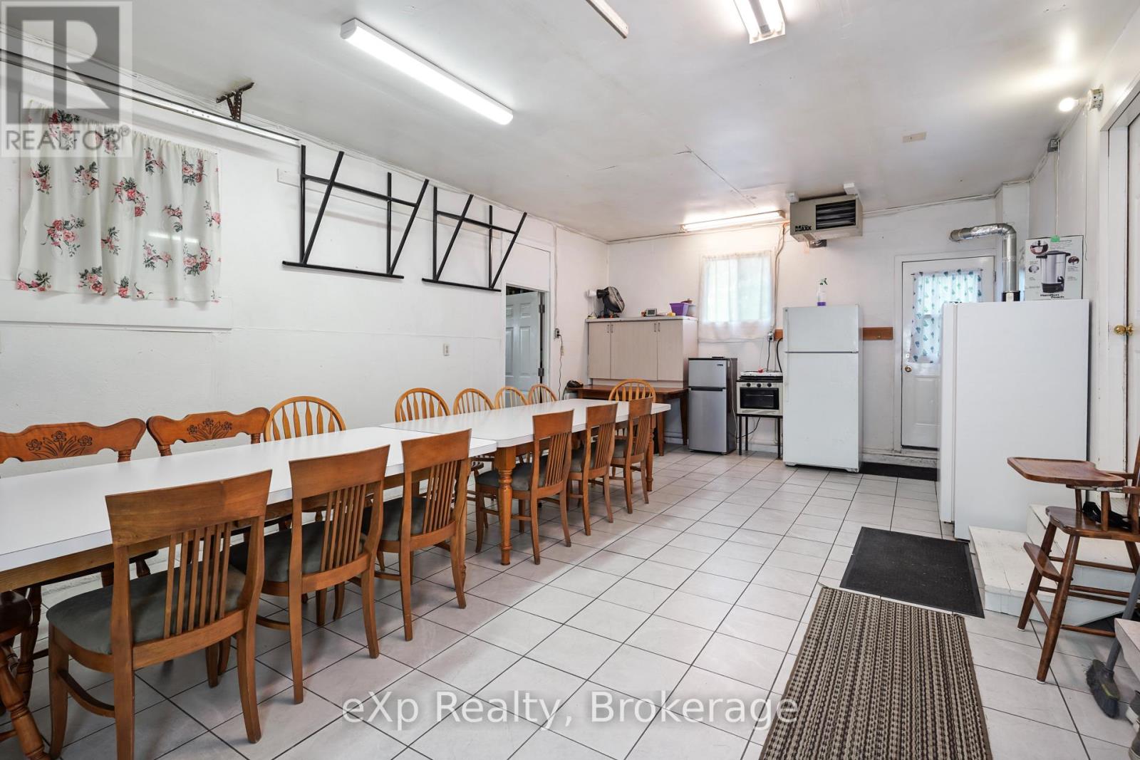 100 Arthur Street, Minto, Ontario  N0G 2P0 - Photo 48 - X12916998