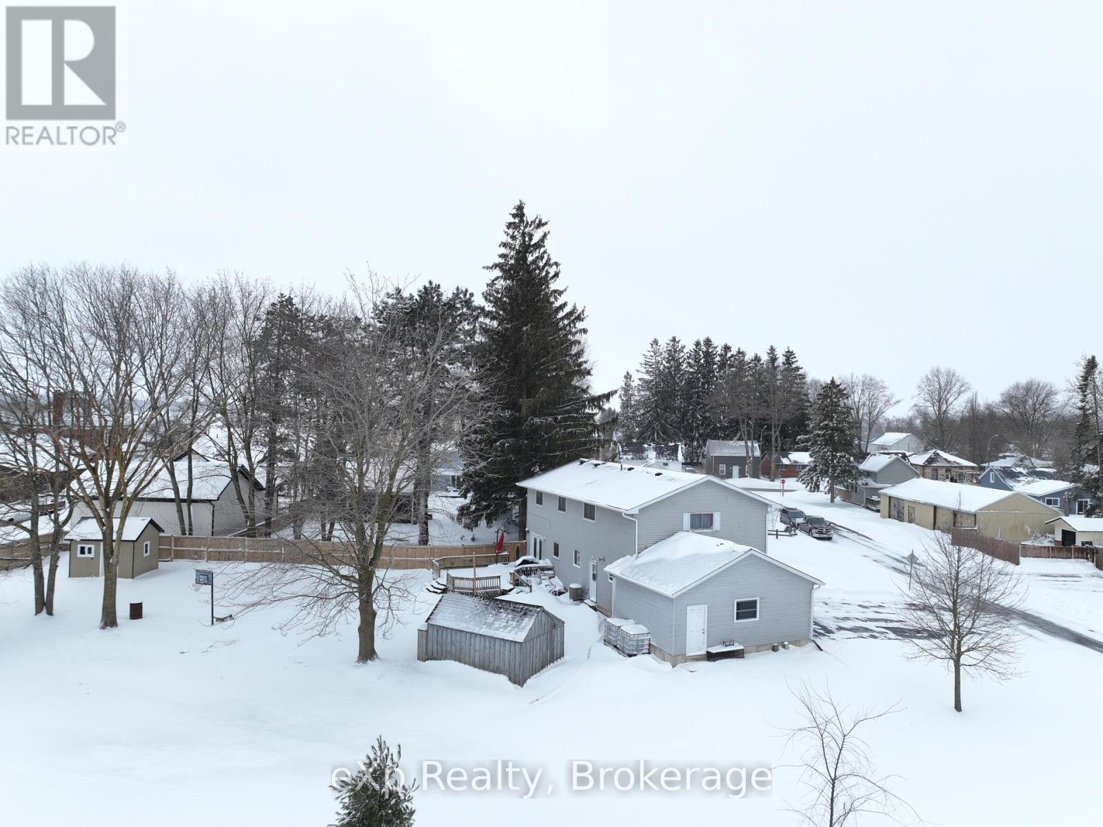 100 Arthur Street, Minto, Ontario  N0G 2P0 - Photo 5 - X12916998