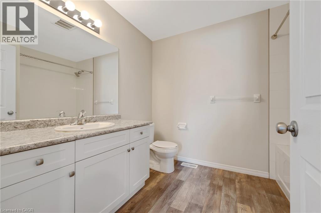 50 Pinnacle Drive Unit# 56, Kitchener, Ontario  N2P 0H8 - Photo 16 - 40814828