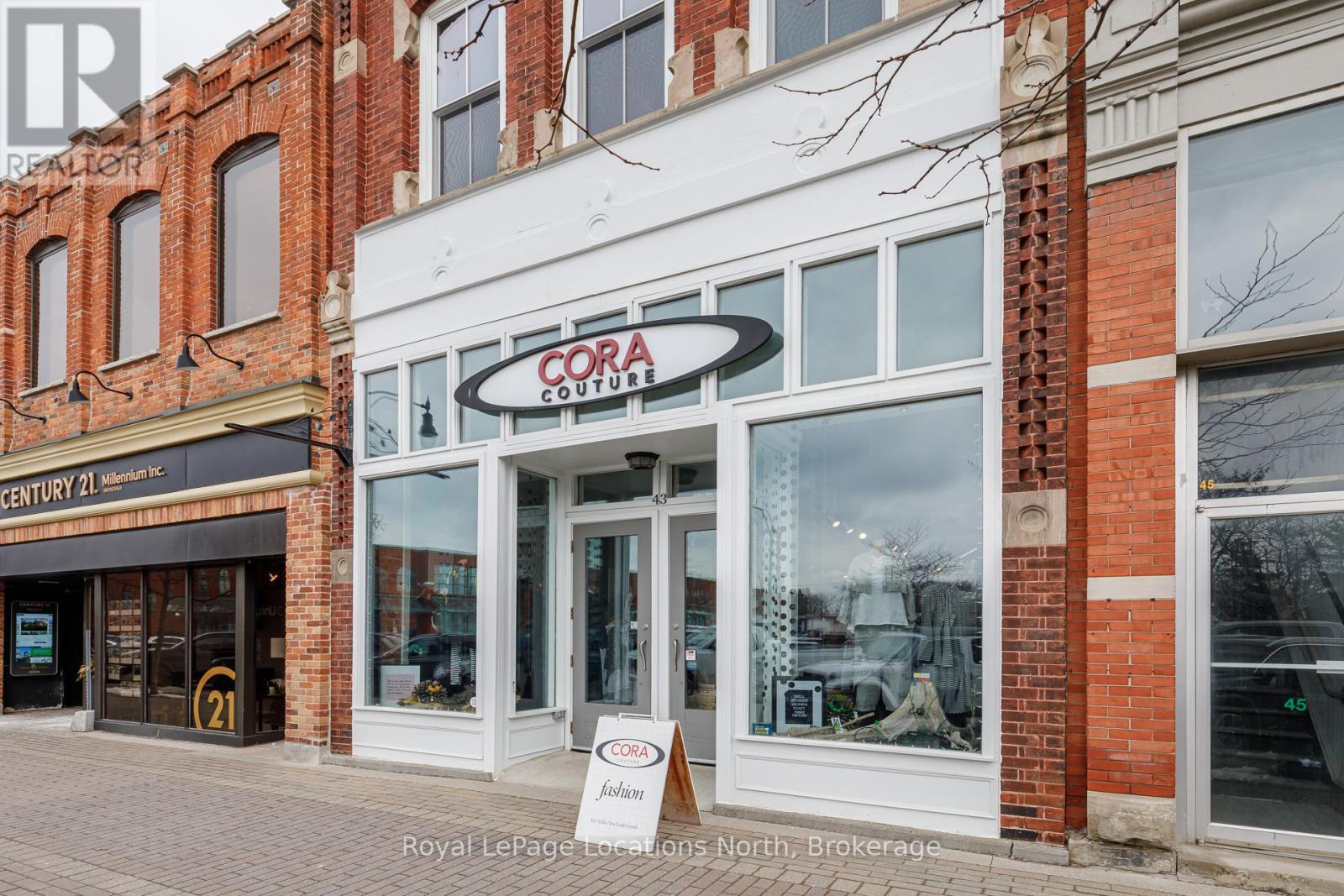 43 HURONTARIO STREET, Collingwood, Ontario