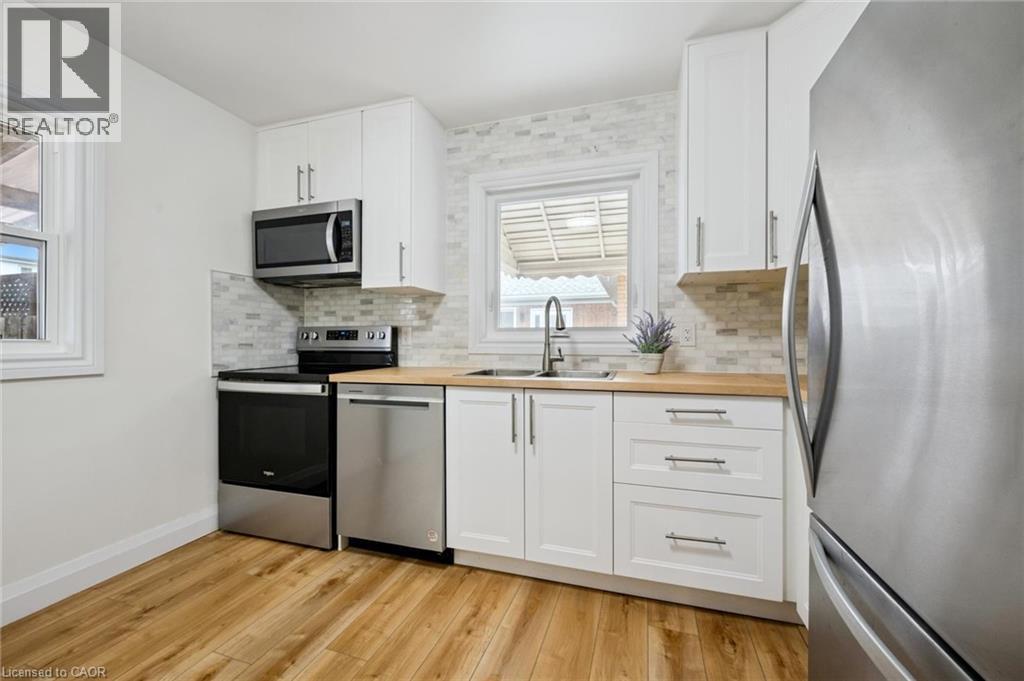 699 Frederick Street, Kitchener, Ontario  N2B 2B3 - Photo 11 - 40815078