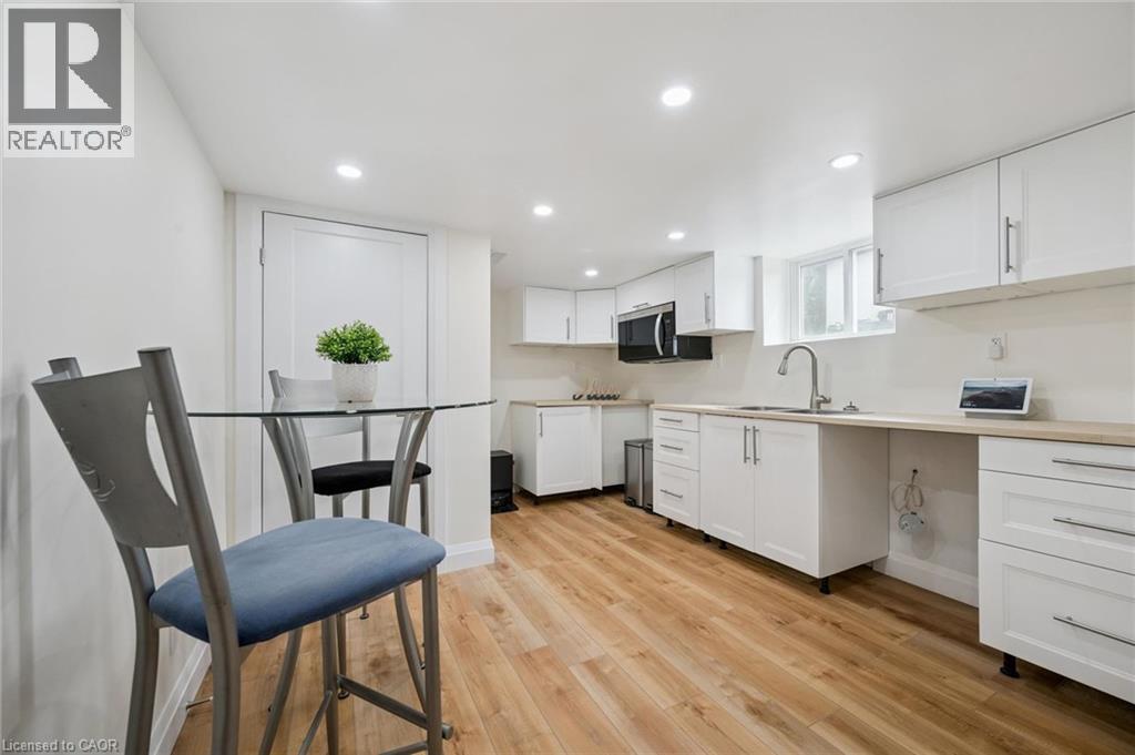 699 Frederick Street, Kitchener, Ontario  N2B 2B3 - Photo 28 - 40815078