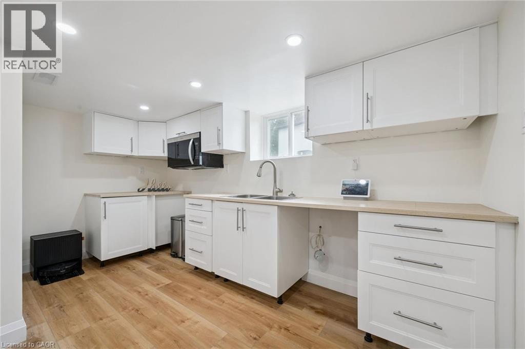 699 Frederick Street, Kitchener, Ontario  N2B 2B3 - Photo 29 - 40815078