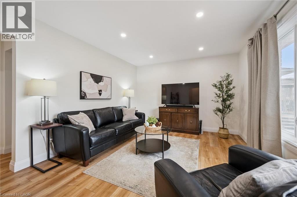 699 Frederick Street, Kitchener, Ontario  N2B 2B3 - Photo 8 - 40815078