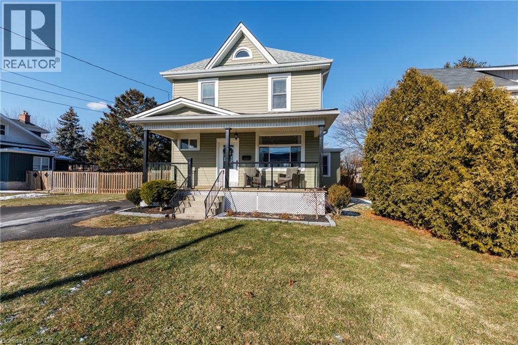 11 Fairview Road, Grimsby, Ontario  L3M 3L1 - Photo 2 - 40815329