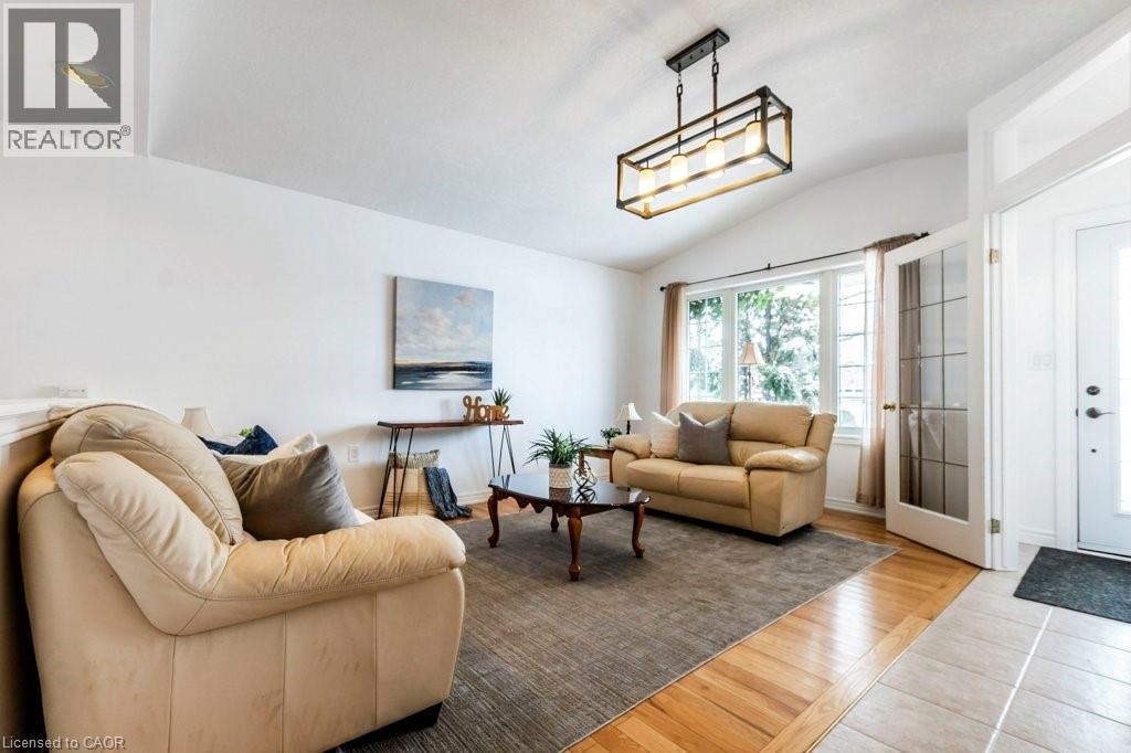 62 Spadara Drive, Hamilton, Ontario  L9B 2K3 - Photo 6 - 40814671