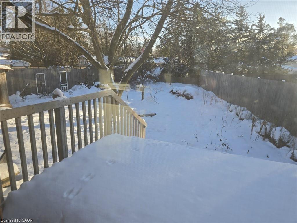 593 Mount Anne Drive, Waterloo, Ontario  N2L 4W6 - Photo 10 - 40815449