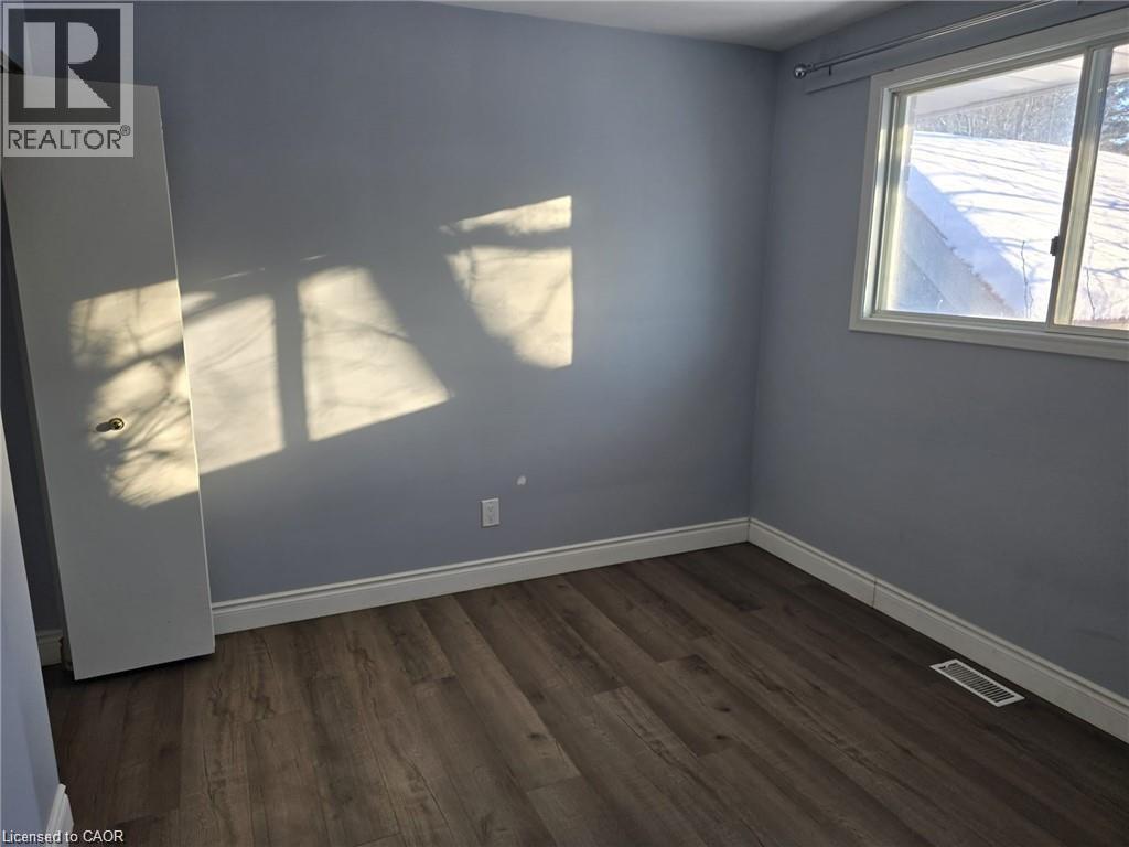 593 Mount Anne Drive, Waterloo, Ontario  N2L 4W6 - Photo 8 - 40815449