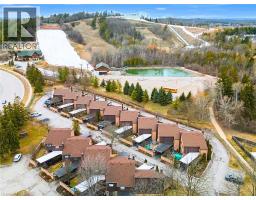 28 UNDERHILL Crescent Unit# 3, Kitchener, Ontario