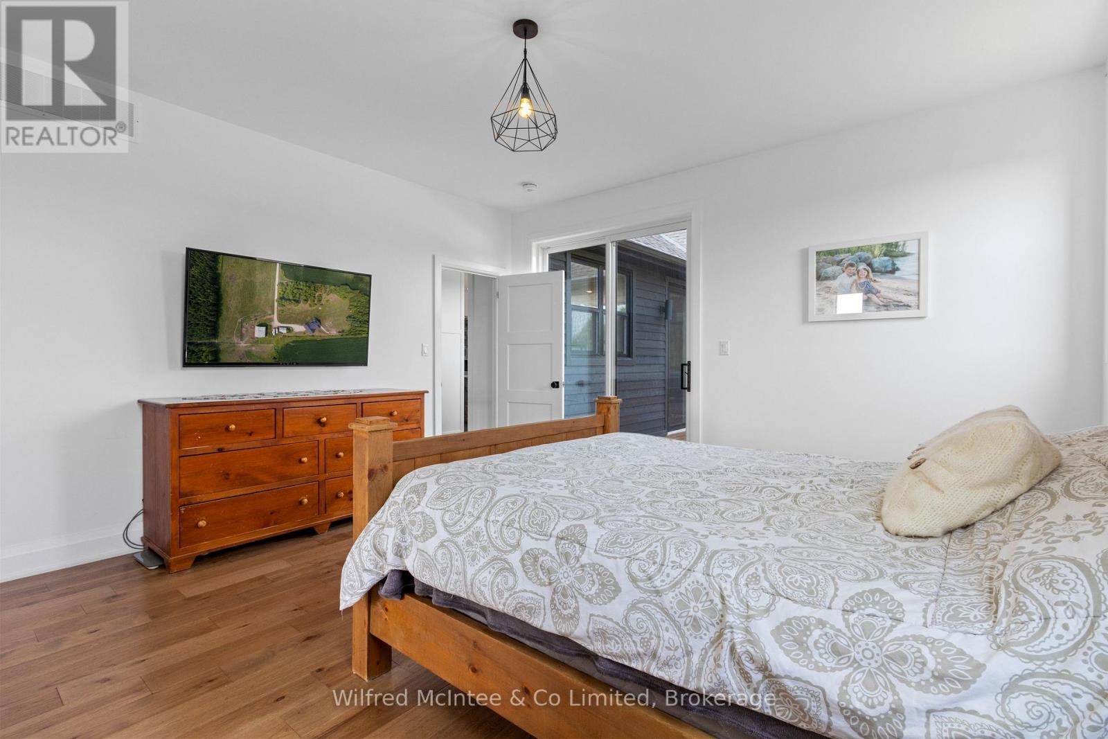 574461 Sideroad 40, West Grey, Ontario  N0C 1H0 - Photo 16 - X12926210