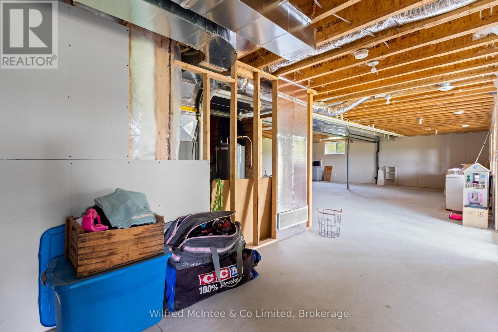 574461 Sideroad 40, West Grey, Ontario  N0C 1H0 - Photo 31 - X12926210