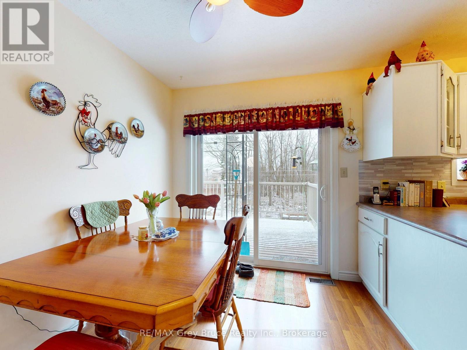 560 20th Street E, Owen Sound, Ontario  N4K 2B6 - Photo 13 - X12927836