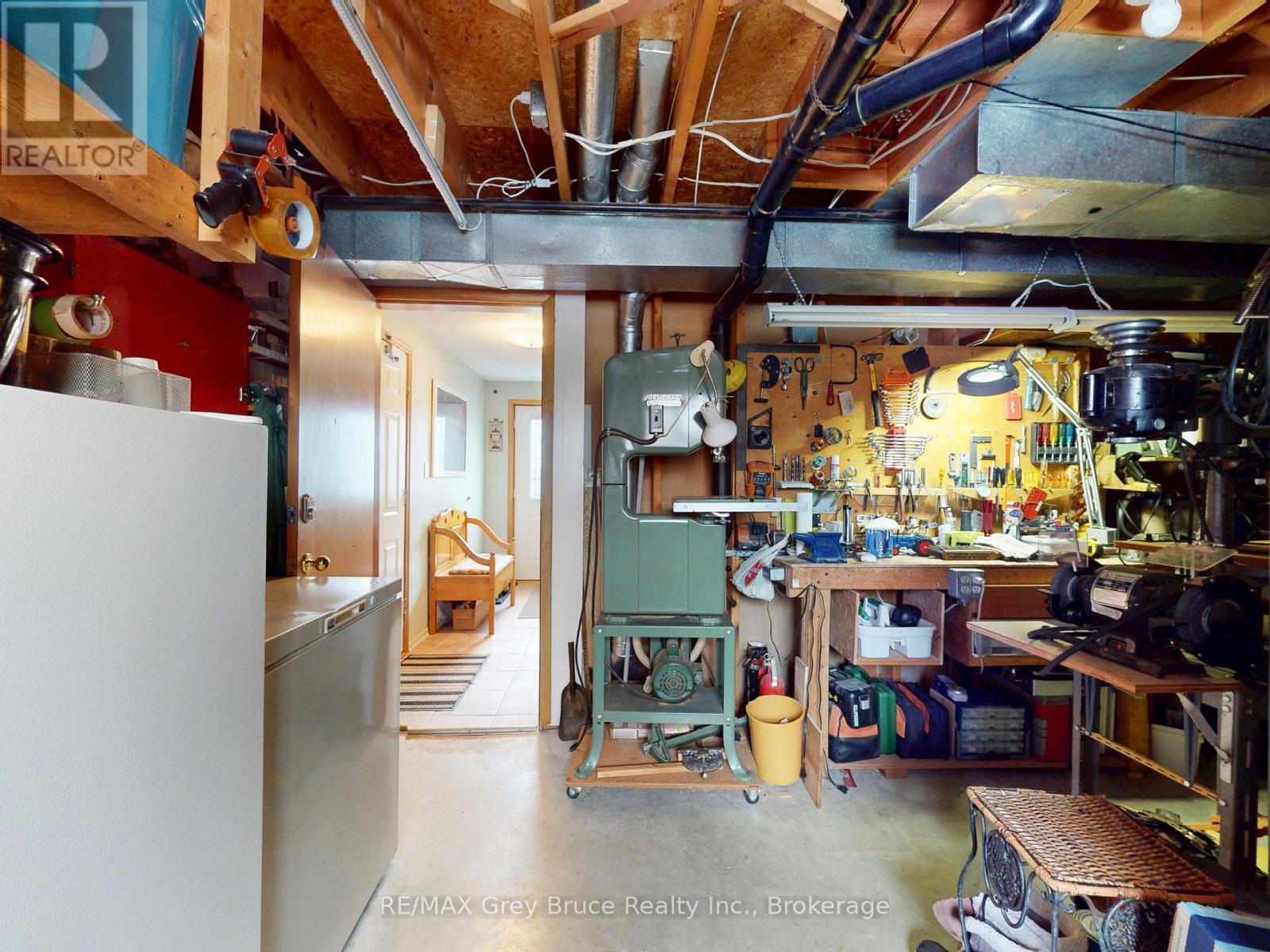 560 20th Street E, Owen Sound, Ontario  N4K 2B6 - Photo 43 - X12927836