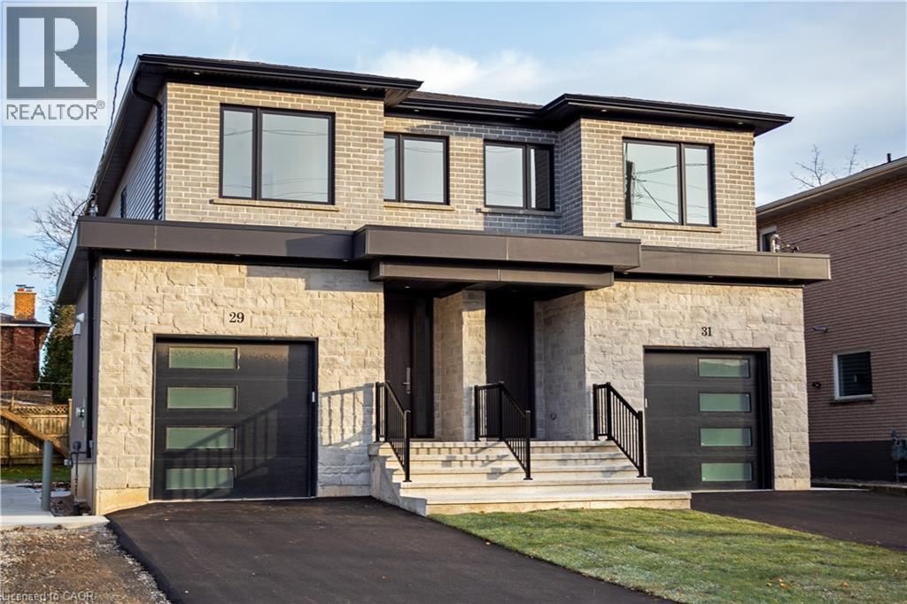 29 DANA Drive, Hamilton, Ontario