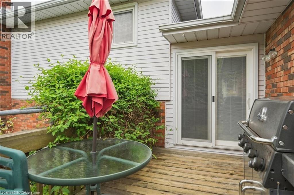 47 Claycroft Crescent Unit# Upper, Kitchener, Ontario  N2N 2R6 - Photo 4 - 40815632