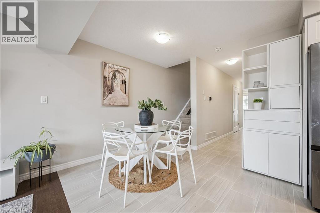 54 Miranda Path, Elmira, Ontario  N3B 0A1 - Photo 7 - 40815588