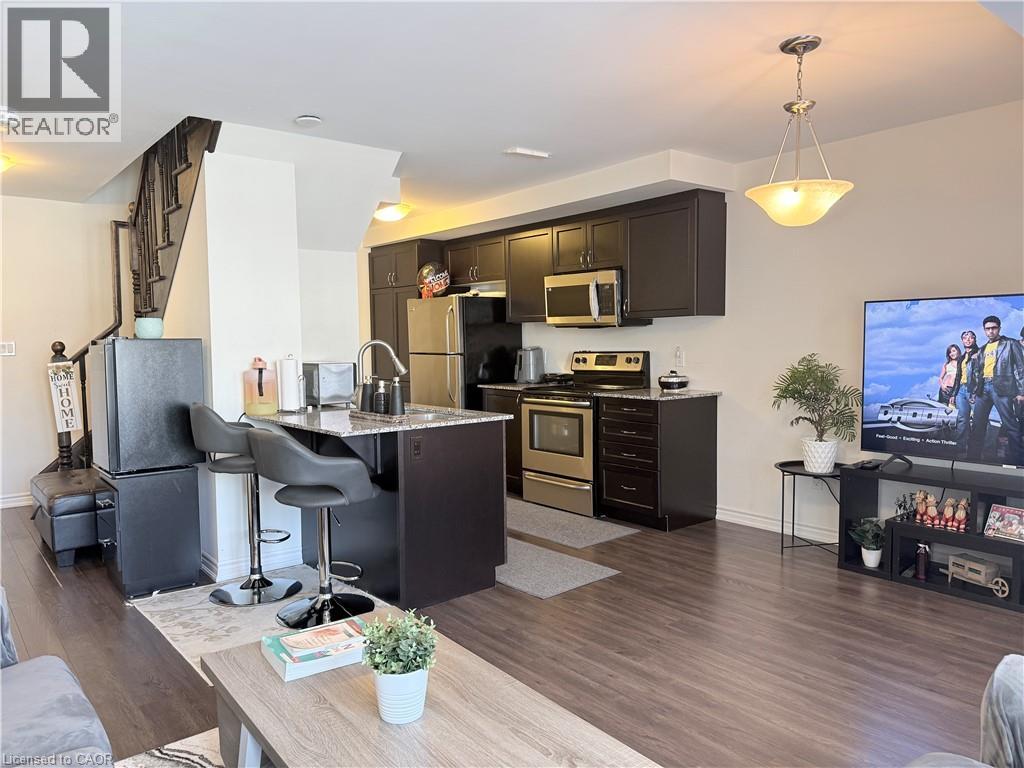 922 Apple Hill Lane, Kitchener, Ontario  N2R 0L7 - Photo 5 - 40815736