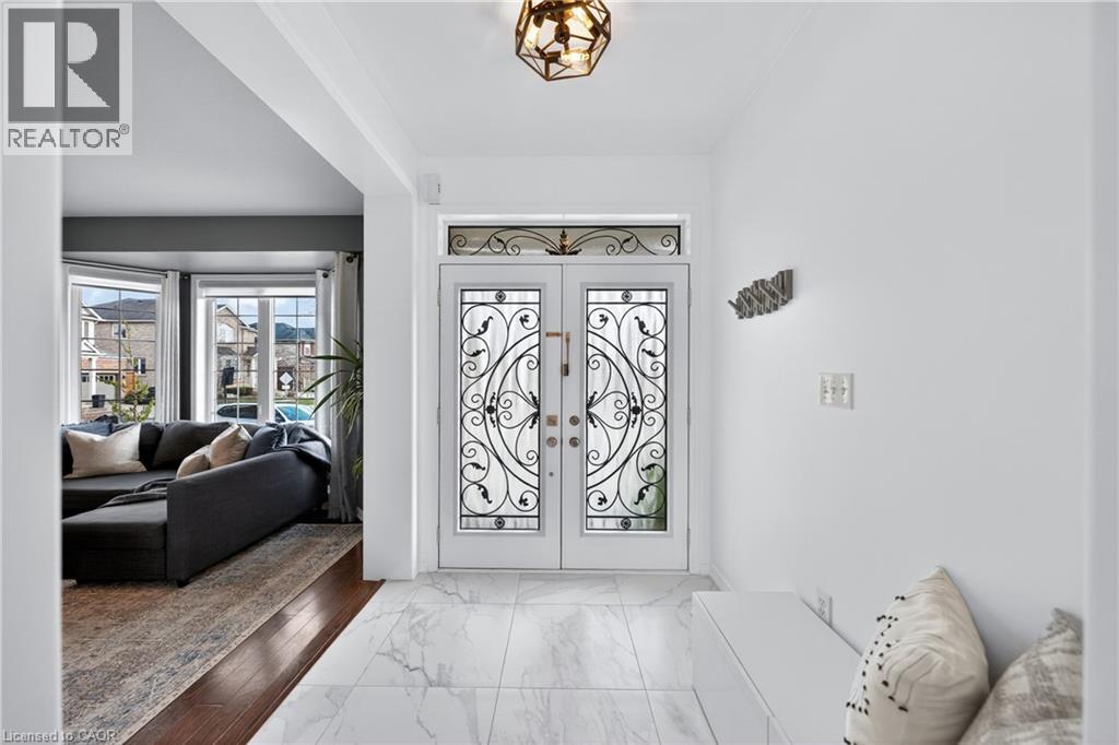 79 Porter Crescent, Cambridge, Ontario  N3C 0B7 - Photo 2 - 40815112