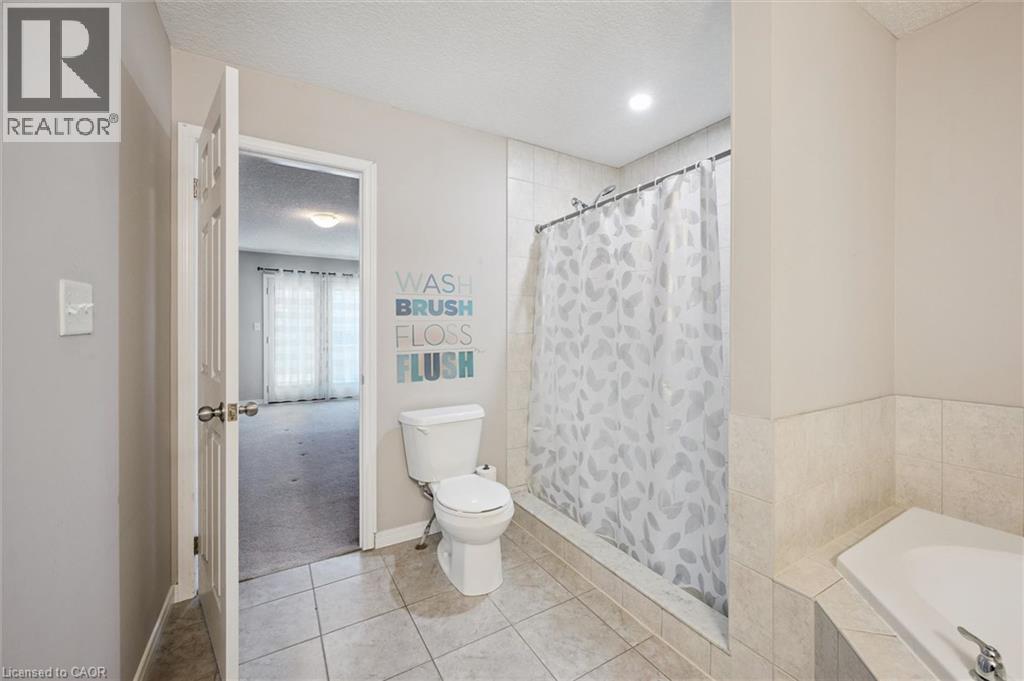 3045 Springmeadow Road Unit# 3, London, Ontario  N6J 3V9 - Photo 15 - 40814007