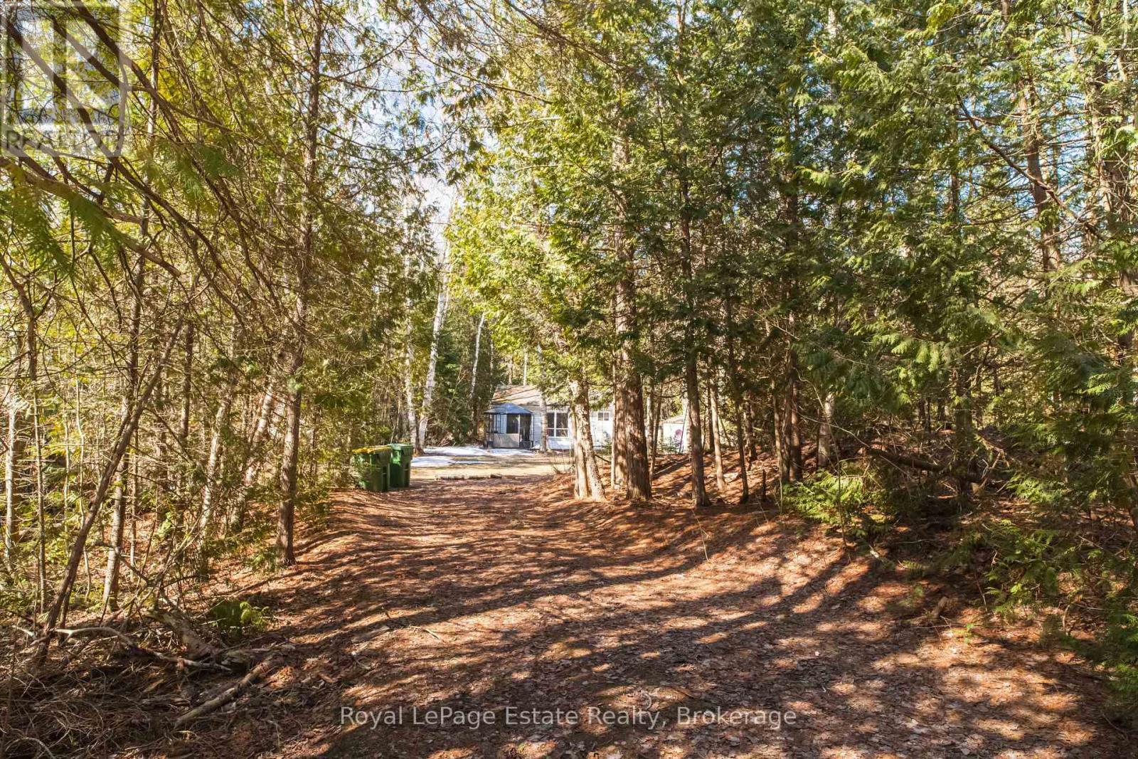 49 THOMPSON AVENUE, Native Leased Lands, Ontario