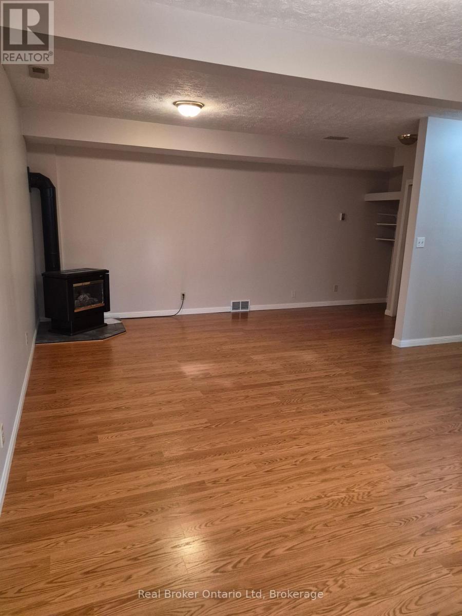 2022 7th Avenue E, Owen Sound, Ontario  N4K 6R9 - Photo 20 - X12934108