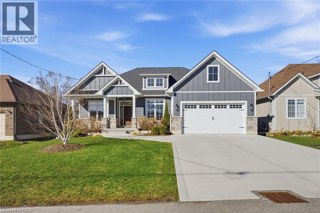 9 EAST Street N, Port Dover, Ontario