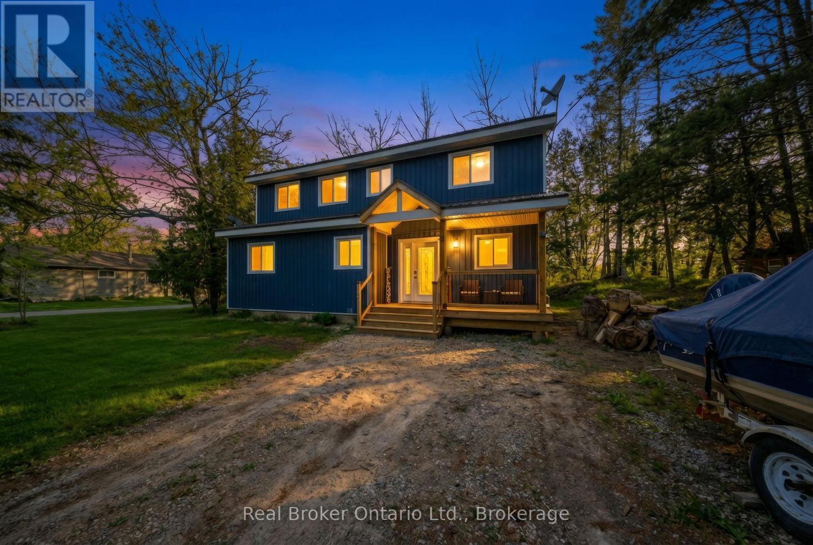 135 CAMP LANE, Tweed, Ontario