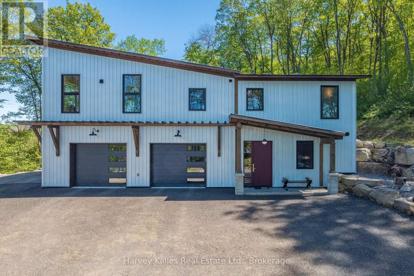 25 NATURES WAY, Huntsville, Ontario