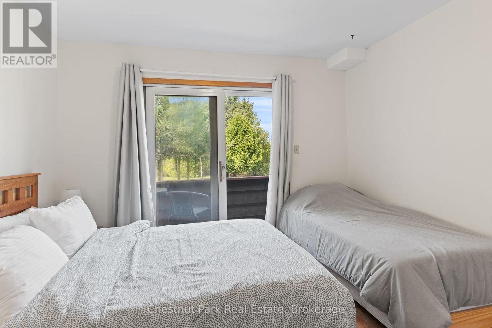 139 Huron Drive, Northern Bruce Peninsula, Ontario  N0H 2R0 - Photo 23 - X12935108