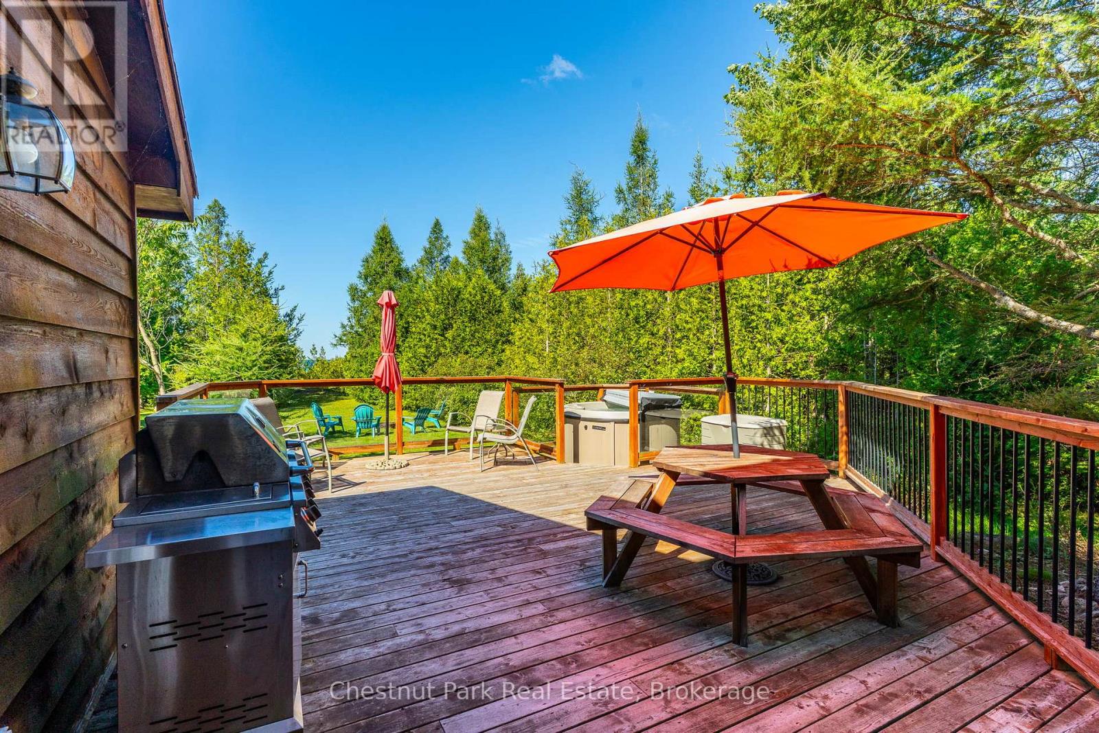 139 Huron Drive, Northern Bruce Peninsula, Ontario  N0H 2R0 - Photo 25 - X12935108