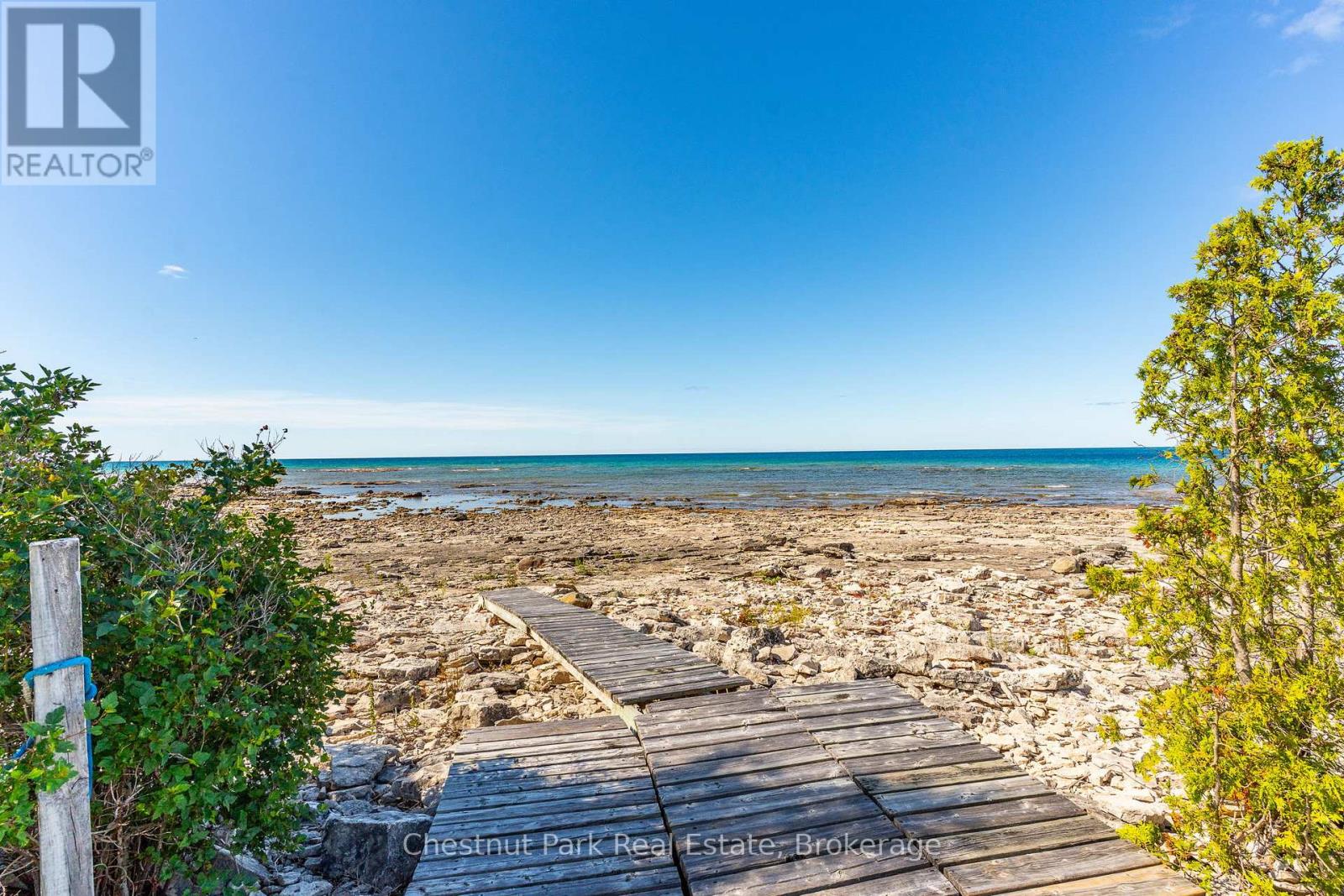 139 Huron Drive, Northern Bruce Peninsula, Ontario  N0H 2R0 - Photo 4 - X12935108