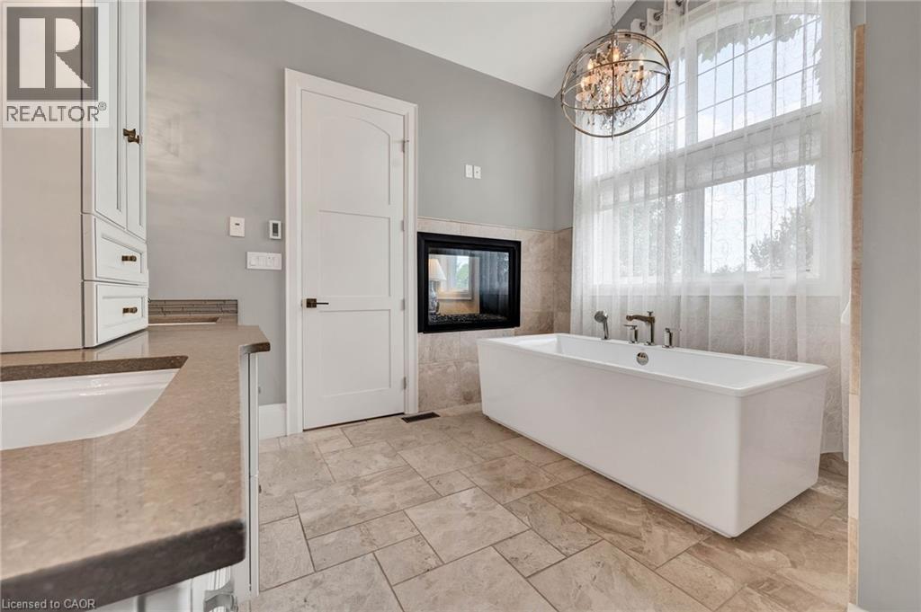 585 Regal Place, Waterloo, Ontario  N2V 2G3 - Photo 21 - 40815343