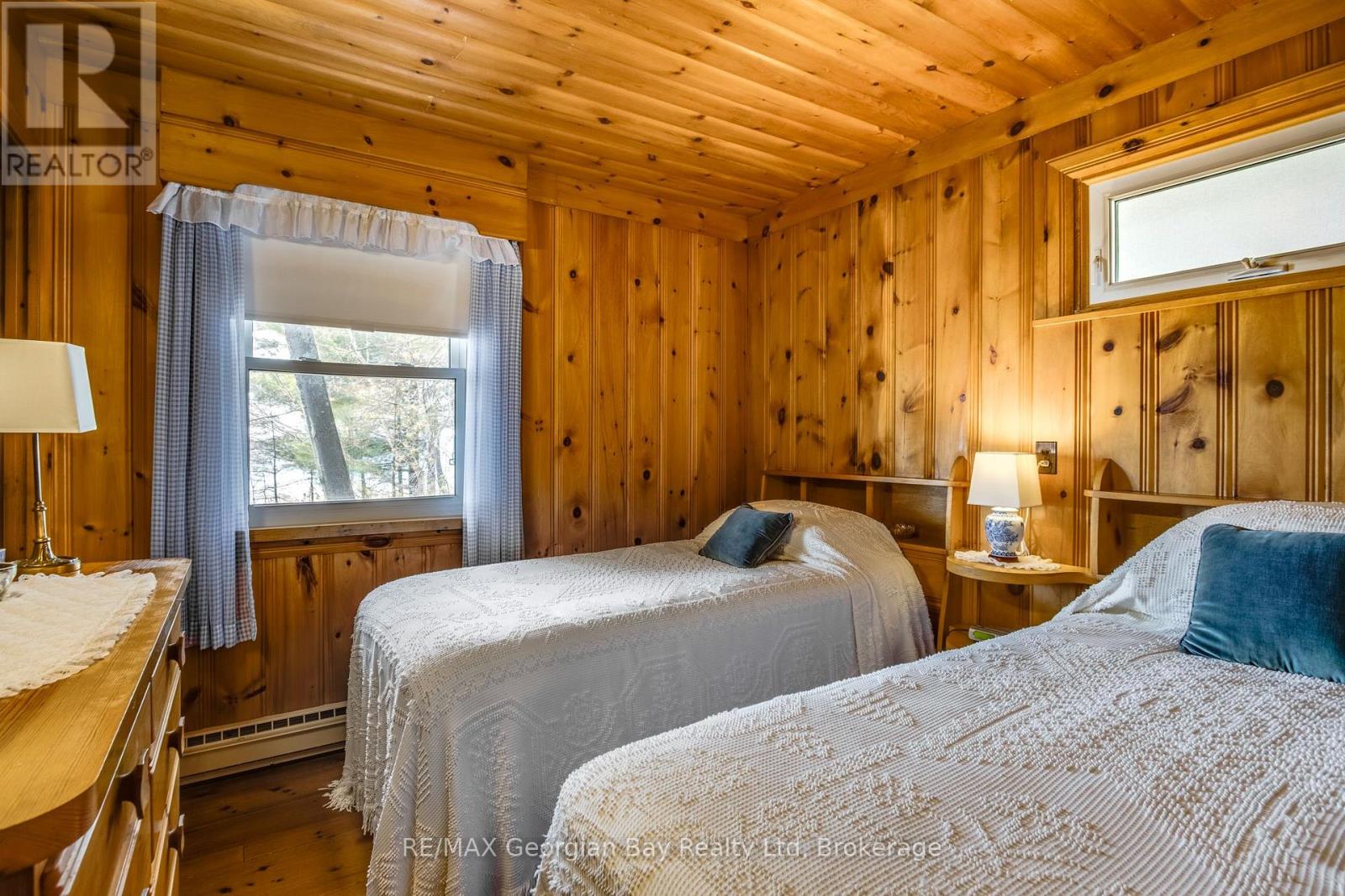 750 Tiny Beaches Road S, Tiny, Ontario  L0L 2T0 - Photo 20 - S12935366