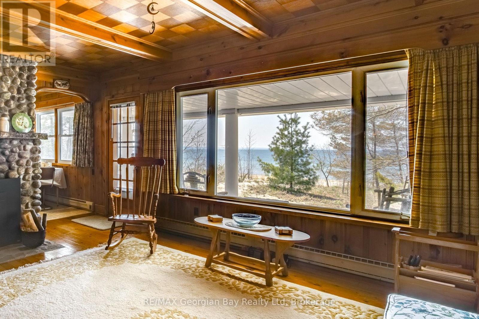 750 Tiny Beaches Road S, Tiny, Ontario  L0L 2T0 - Photo 8 - S12935366