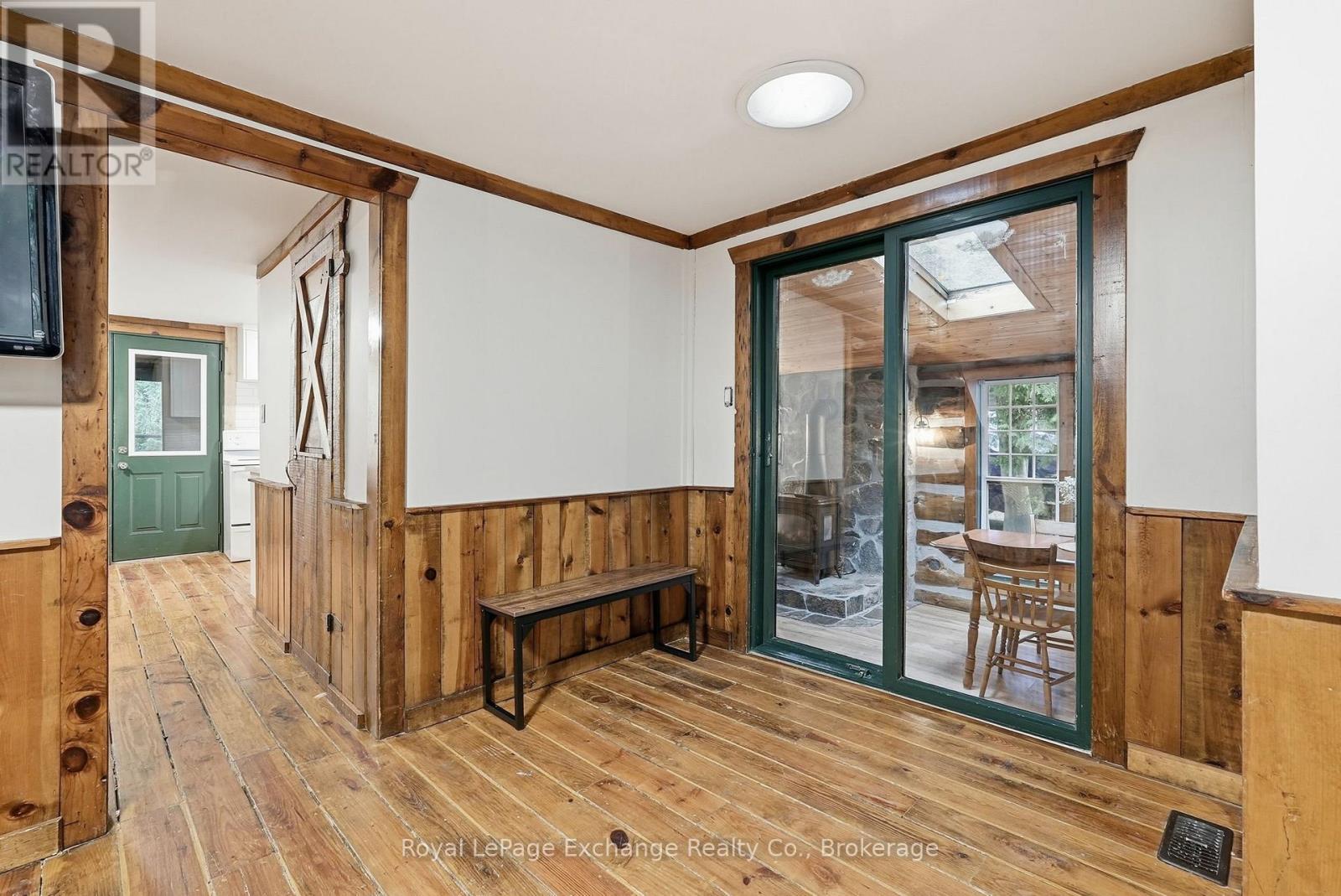 105 Stratford Street, Huron-Kinloss, Ontario  N2Z 2X3 - Photo 11 - X12935312