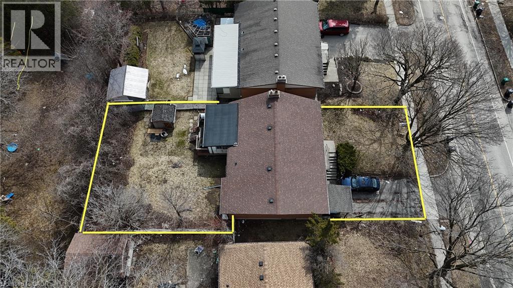 396 Hazel Street, Waterloo, Ontario  N2L 3P6 - Photo 2 - 40816114