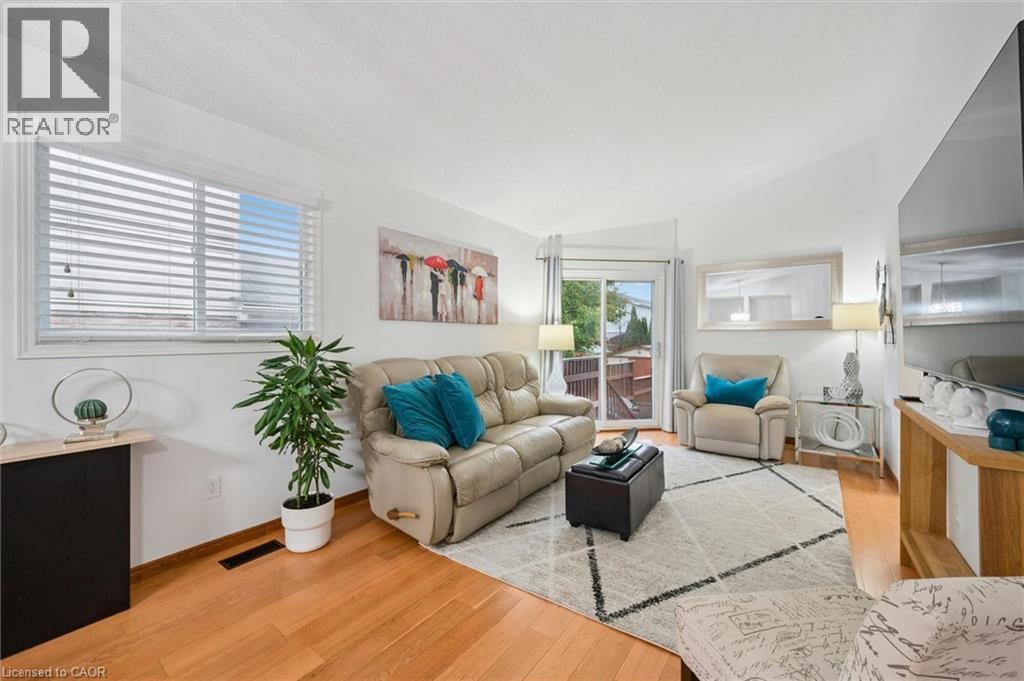 267 Grey Fox Drive, Kitchener, Ontario  N2E 3N8 - Photo 11 - 40816181