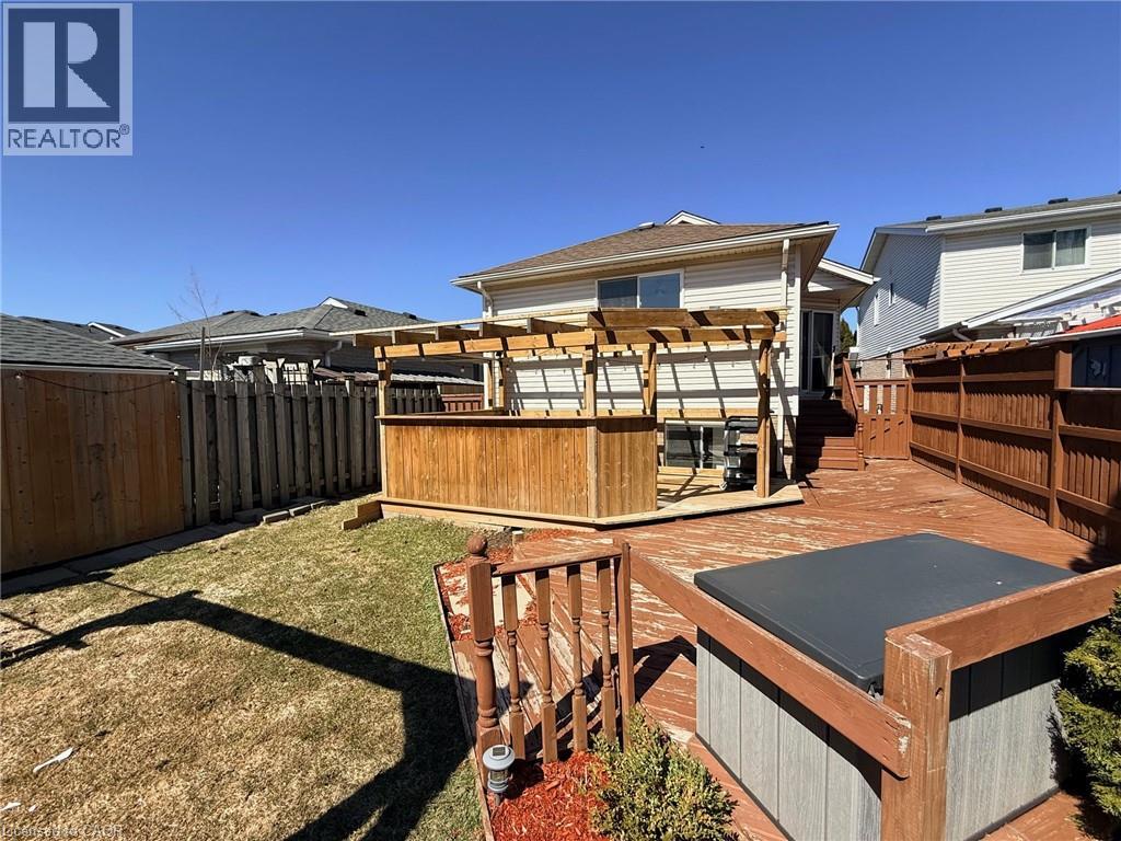 267 Grey Fox Drive, Kitchener, Ontario  N2E 3N8 - Photo 6 - 40816181