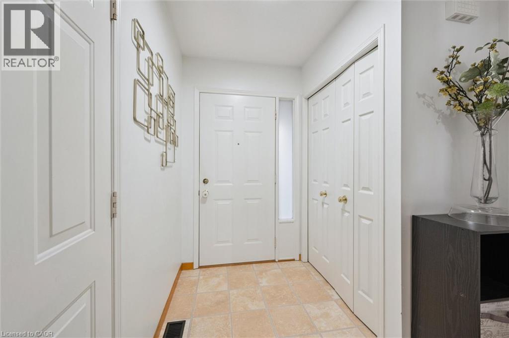 267 Grey Fox Drive, Kitchener, Ontario  N2E 3N8 - Photo 8 - 40816181