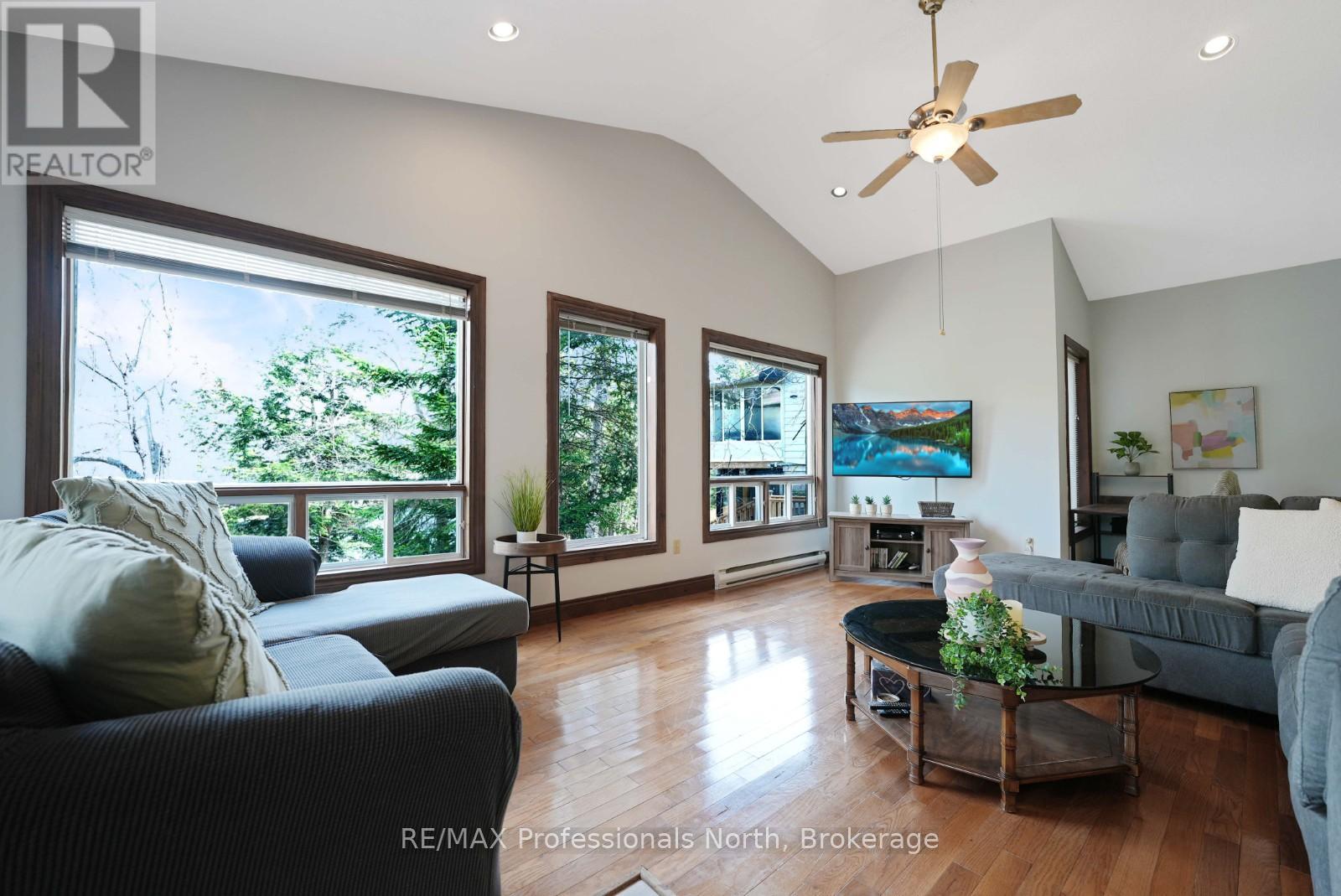 1039 Mink Road, Dysart Et Al, Ontario  K0M 1S0 - Photo 18 - X12935962