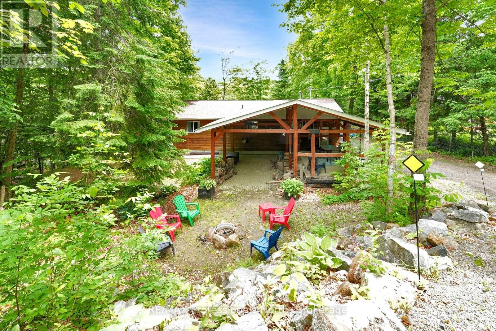 1039 Mink Road, Dysart Et Al, Ontario  K0M 1S0 - Photo 4 - X12935962