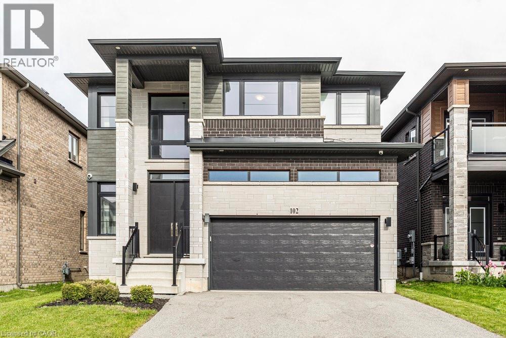 102 GREENWICH Avenue, Stoney Creek, Ontario