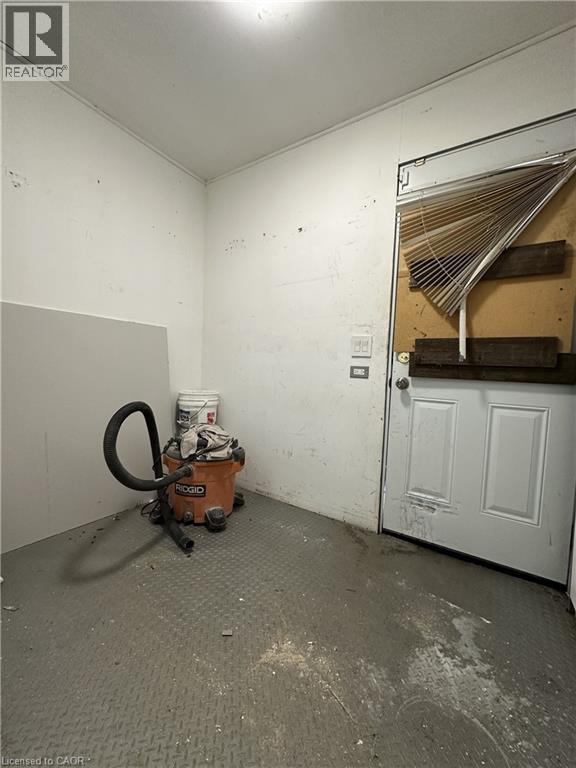 31 Mckinstry Street, Hamilton, Ontario  L8L 6C2 - Photo 7 - 40816198