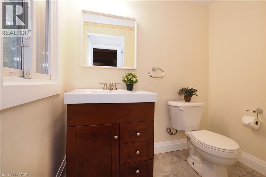 163 Pinegrove Crescent, Waterloo, Ontario  N2L 4T9 - Photo 22 - 40814213