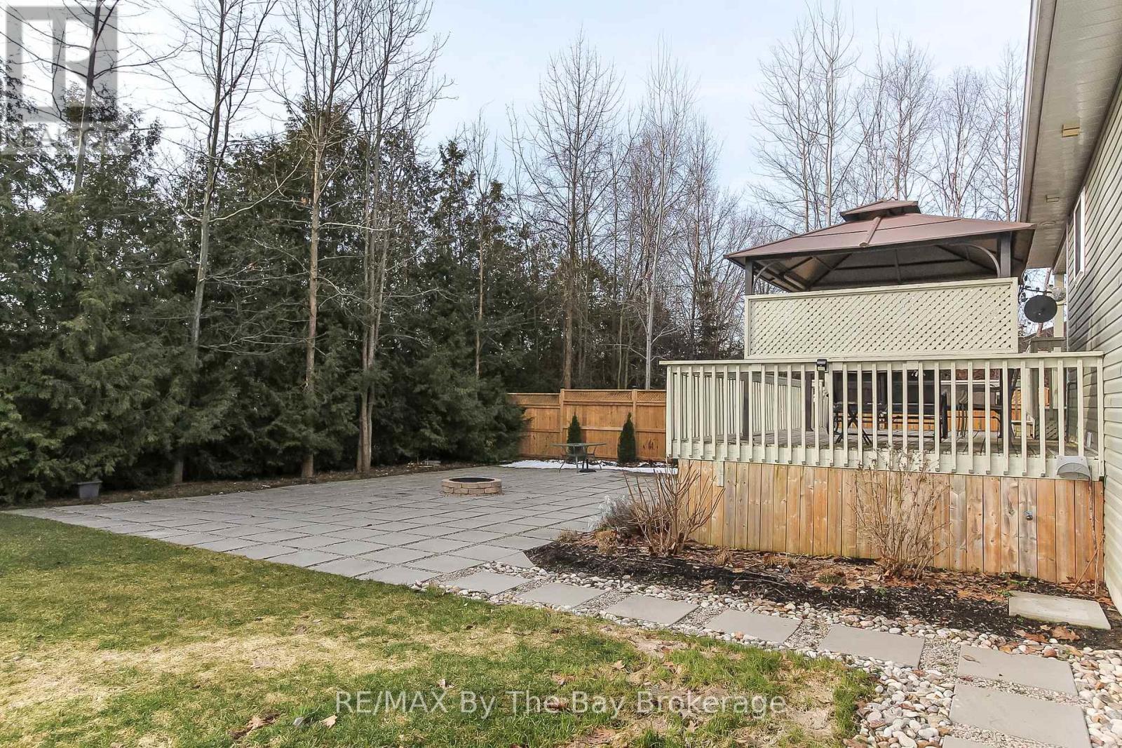 99 Lily Drive, Wasaga Beach, Ontario  L9Z 2Z2 - Photo 28 - S12938126
