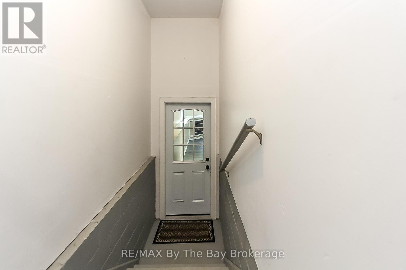 99 Lily Drive, Wasaga Beach, Ontario  L9Z 2Z2 - Photo 38 - S12938126