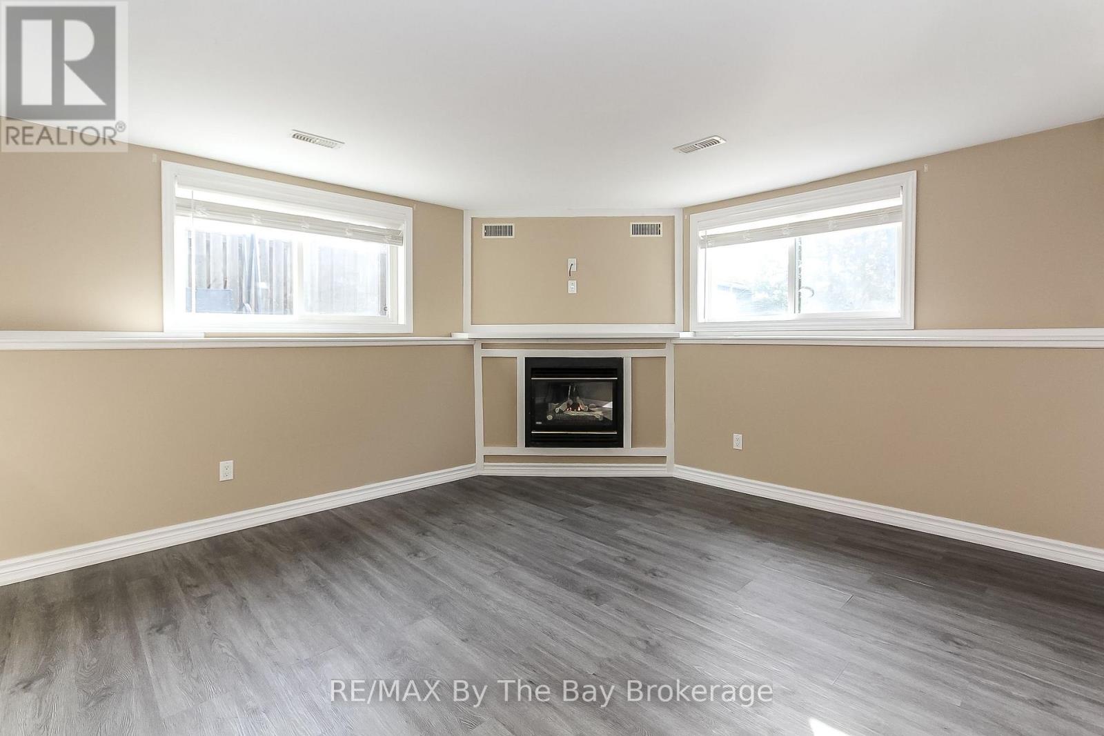 99 Lily Drive, Wasaga Beach, Ontario  L9Z 2Z2 - Photo 40 - S12938126