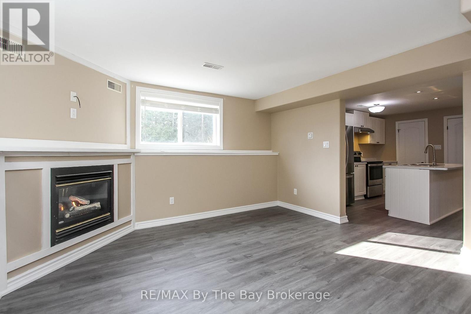 99 Lily Drive, Wasaga Beach, Ontario  L9Z 2Z2 - Photo 42 - S12938126