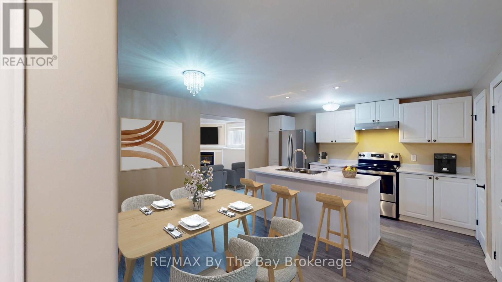 99 Lily Drive, Wasaga Beach, Ontario  L9Z 2Z2 - Photo 5 - S12938126